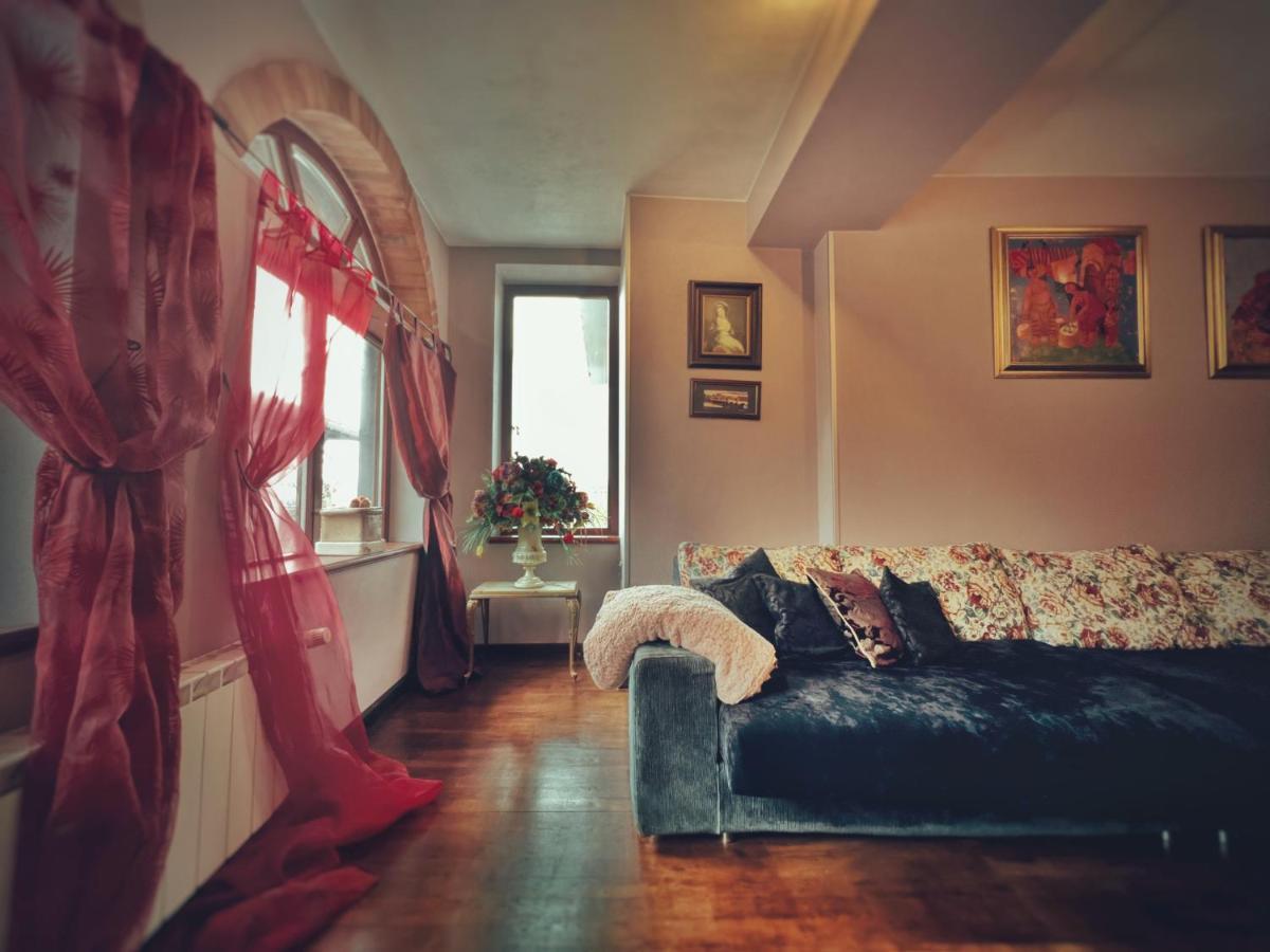 Тhe Bohemian Lodge-Entire House With Sauna Велико-Тырново Экстерьер фото